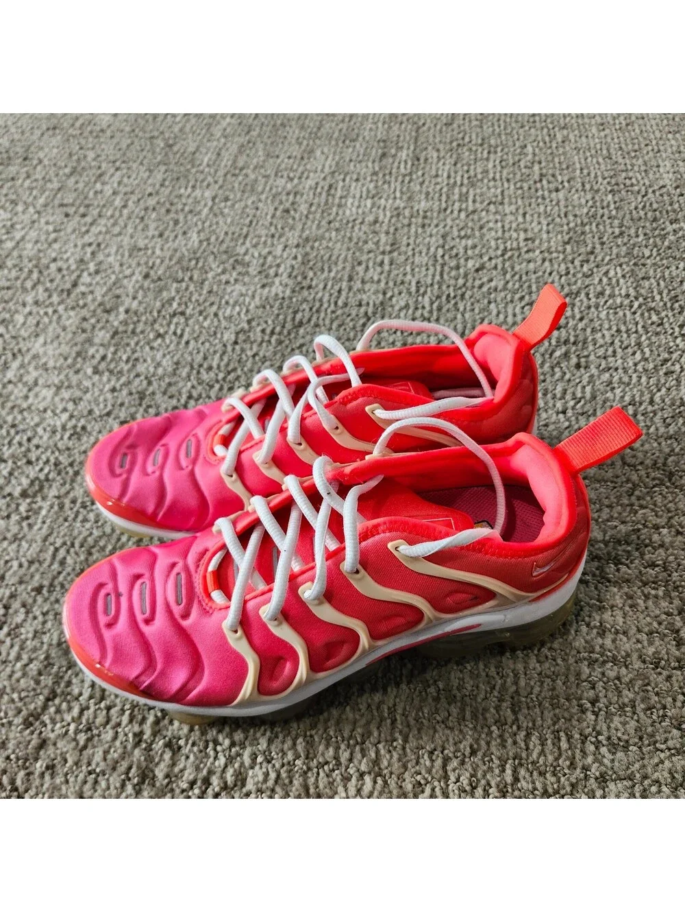 Nike Air VaporMax Plus Women's Running Shoes Size 7 Pink Coral